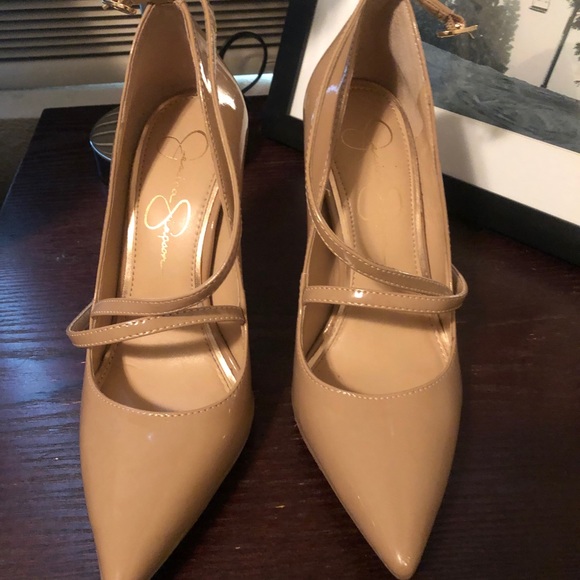 Jessica Simpson Nude Stilettos - Picture 2 of 8